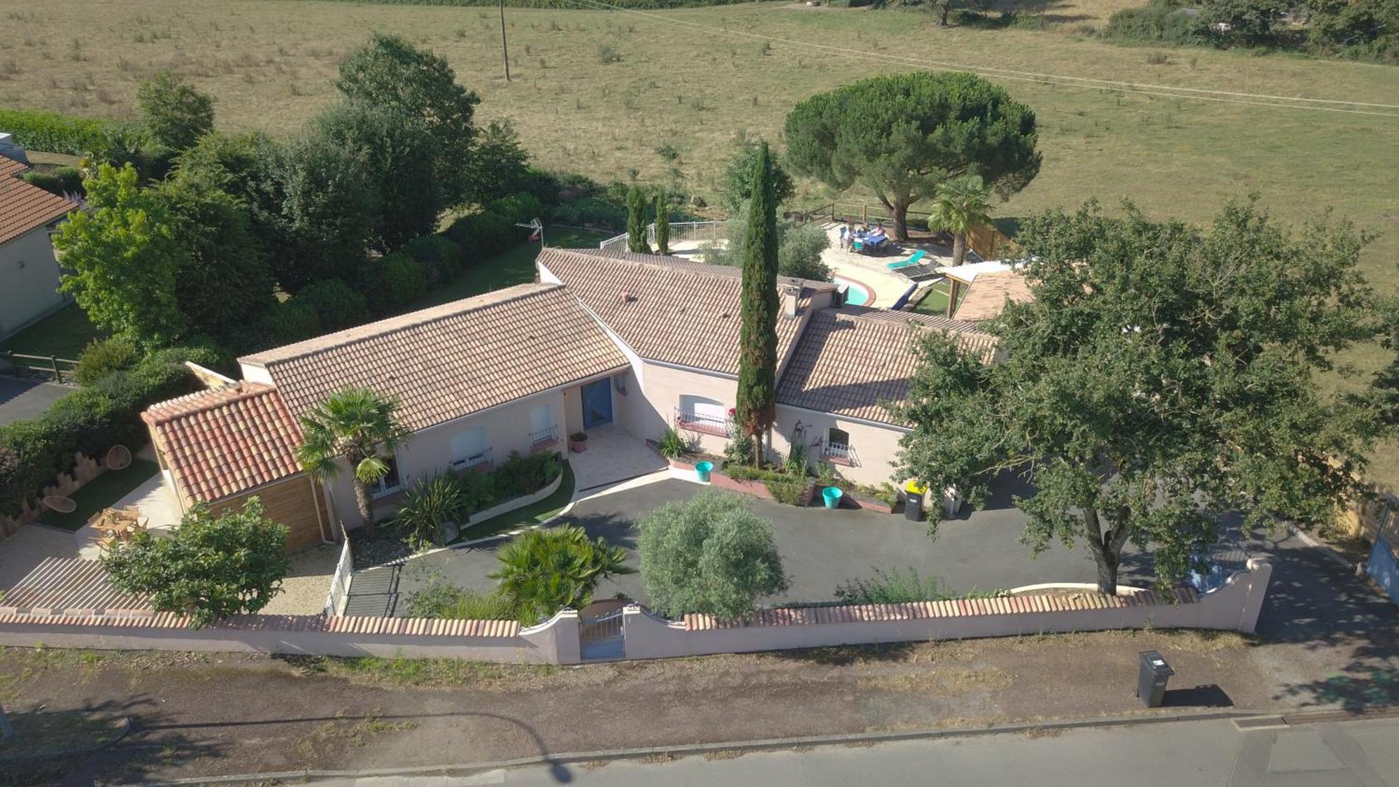 Casa de Férias Les De Bellevue Nueil-sous-les-Aubiers